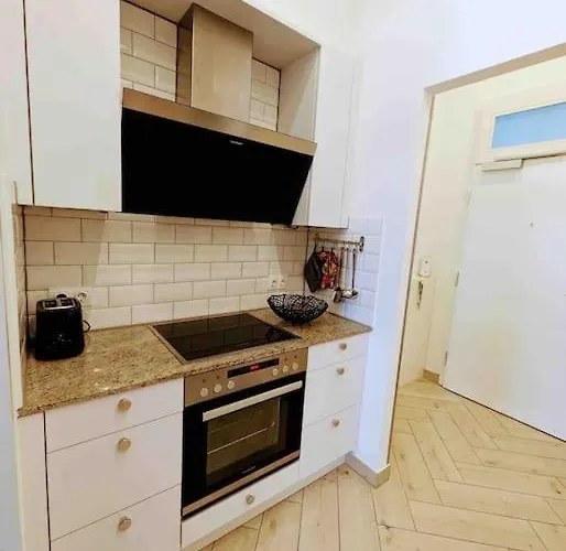 Luxury Cityapartment 2 *
